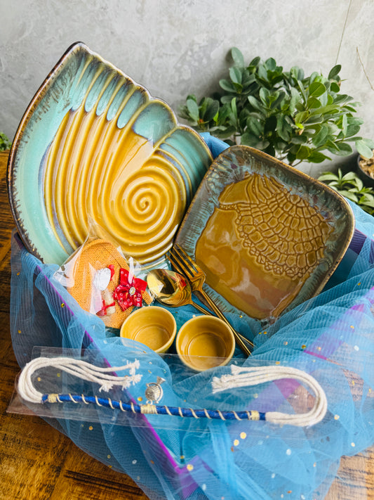 Rakhi Gift Hamper – Shell Edition