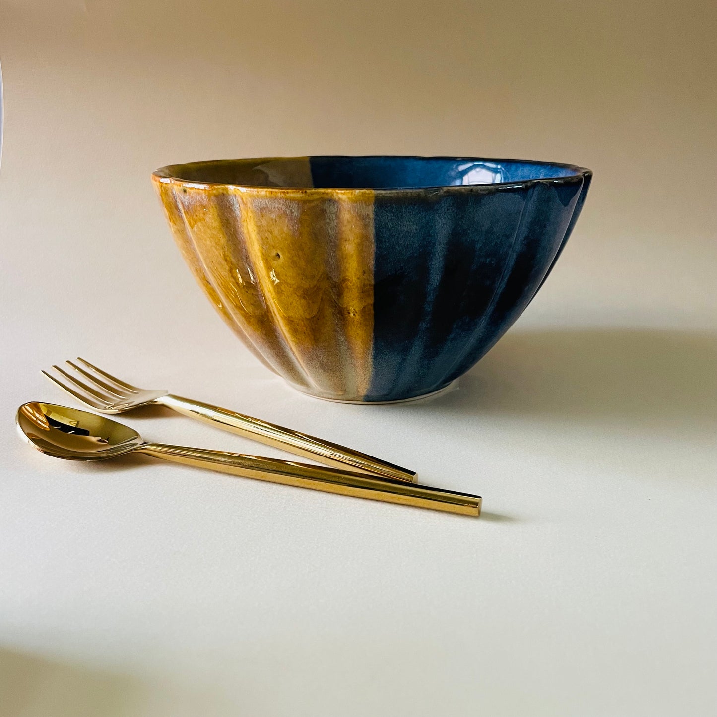 Courageous Macau Serving Bowl
