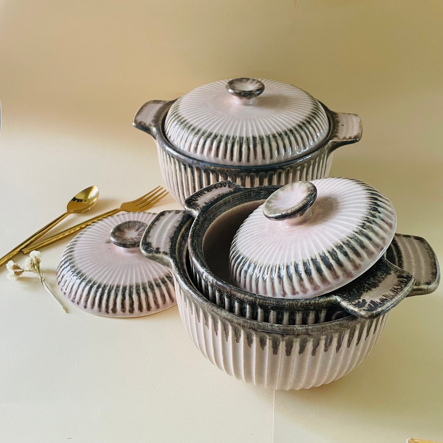 The Roseate Casserole Set