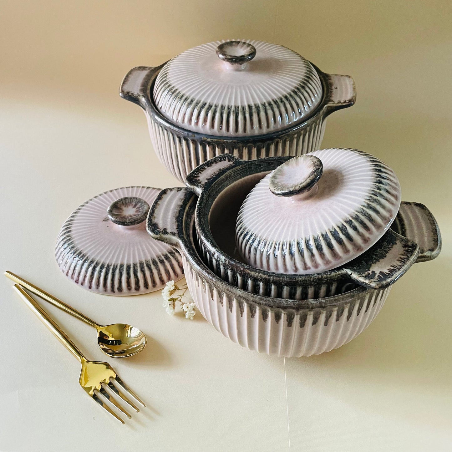 The Roseate Casserole Set