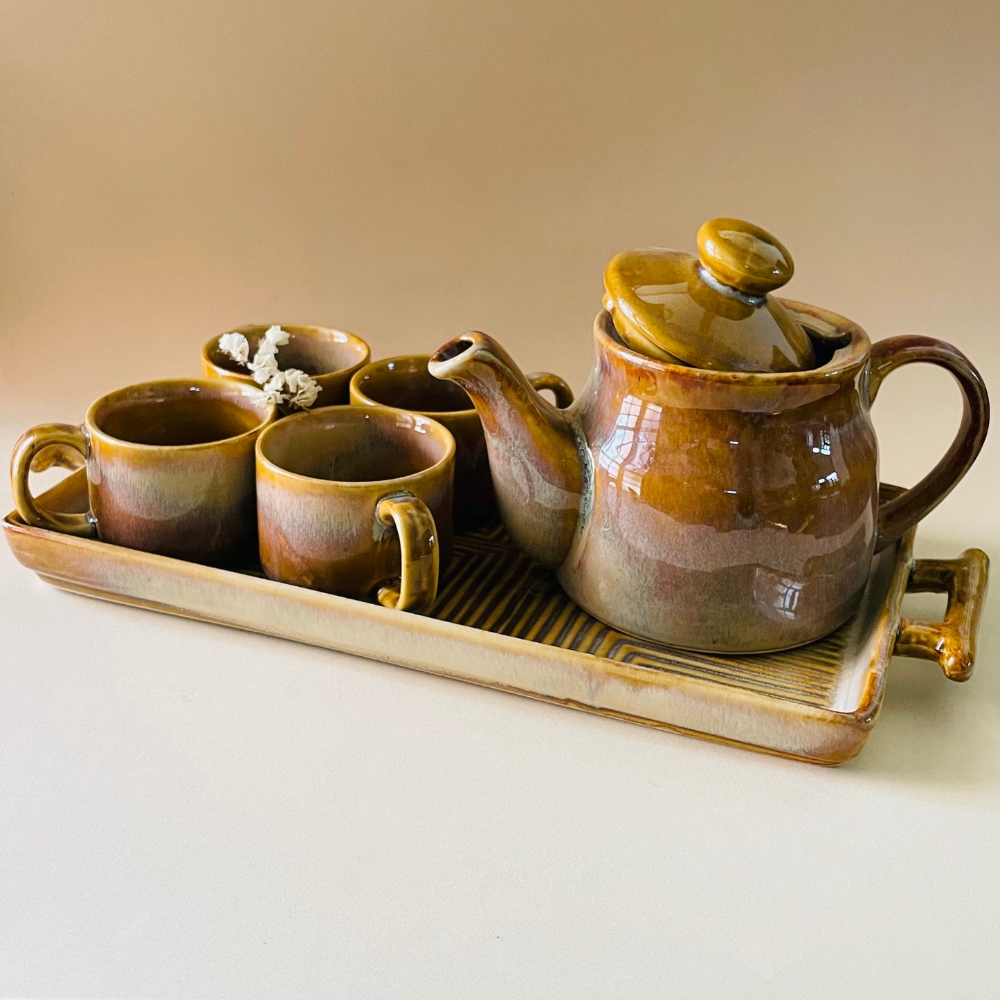 The Moutarde TeaPot Collection