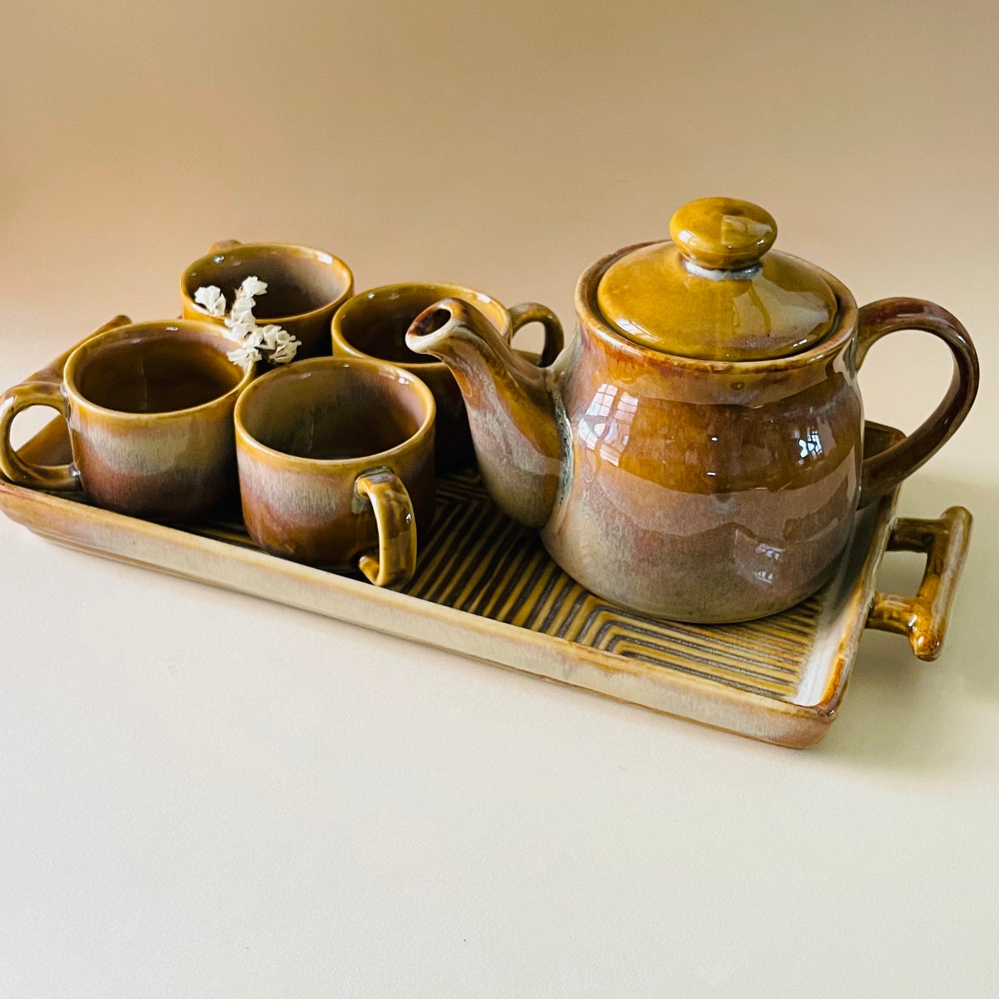 The Moutarde TeaPot Collection