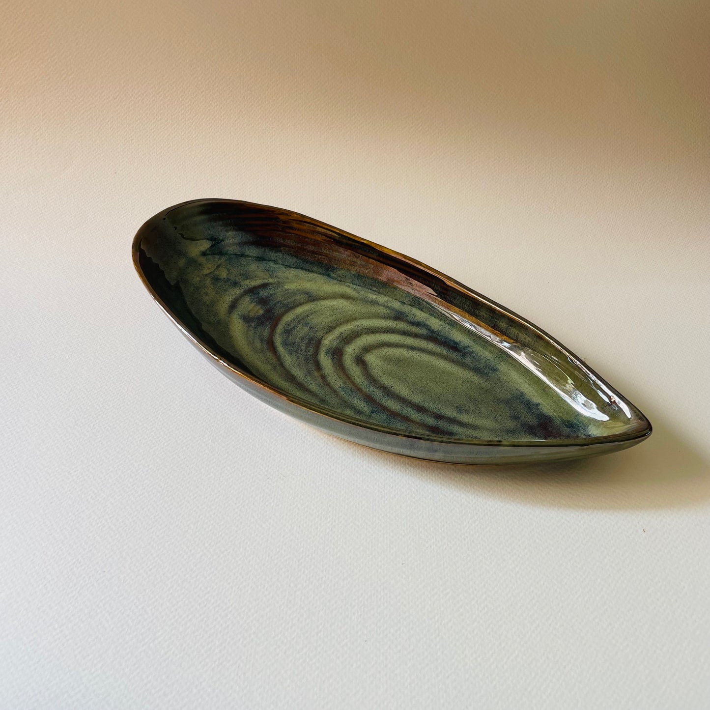 The Olive Green Almond Plat