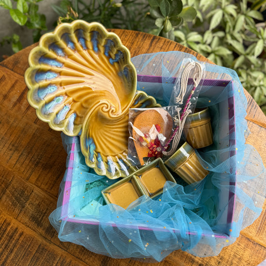 Rakhi Gift Hamper – Ciel Swirl Edition
