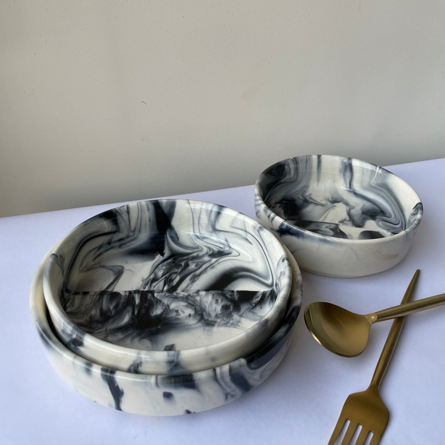 Salt & Pepper Flat Bowl Set