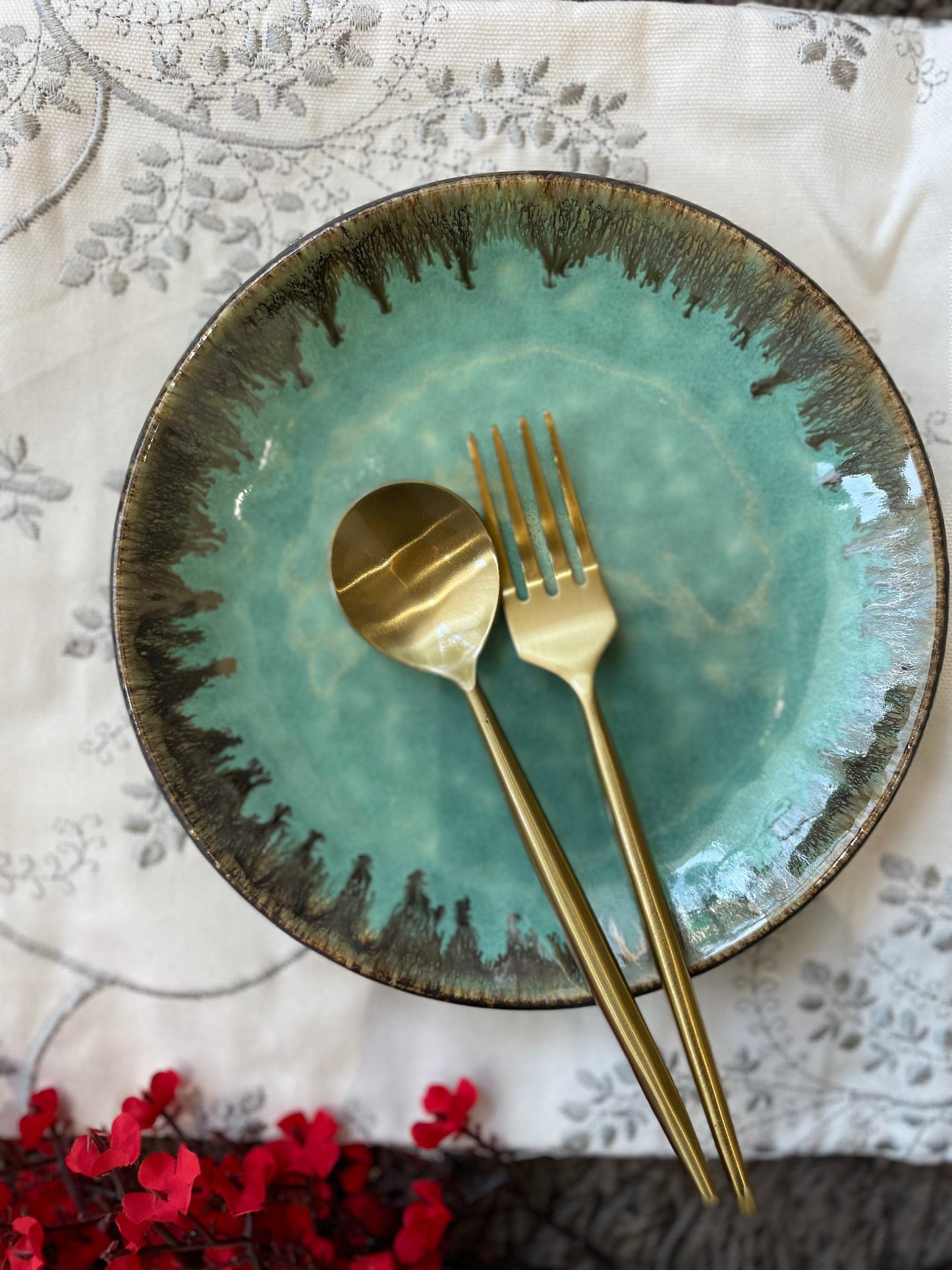 The Mare Dinner Set For 2