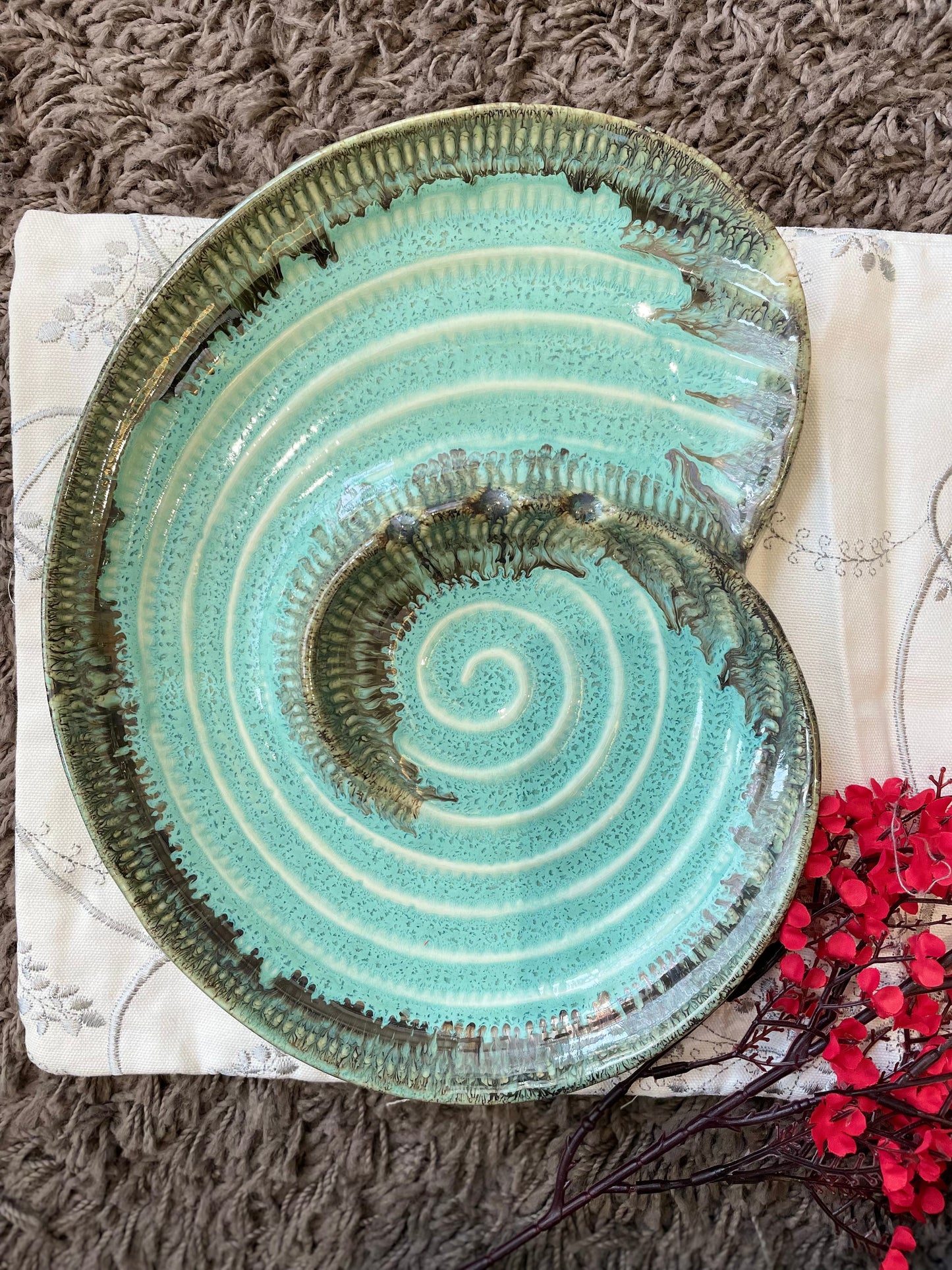 The Mare Dinner Set For 2
