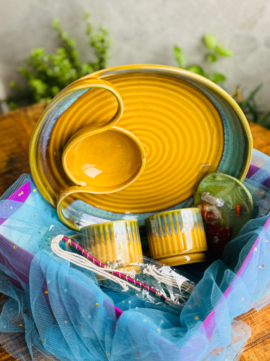 Rakhi Gift Hamper – Swirl Edition