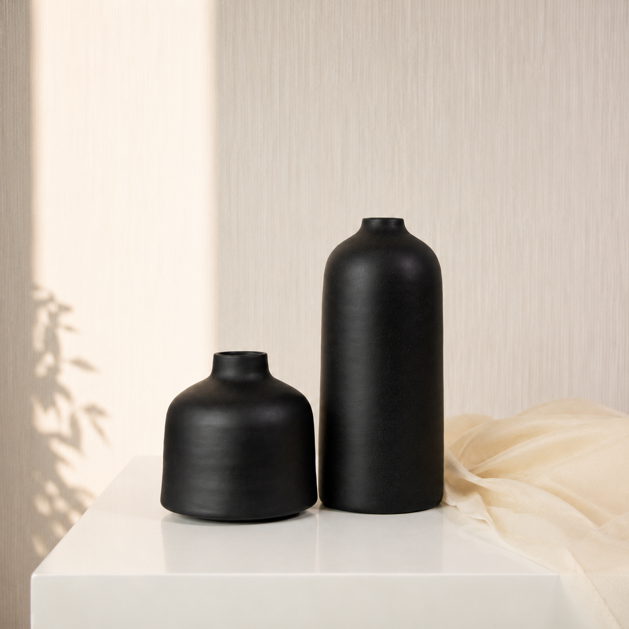 The Black Edit (Set of 10)