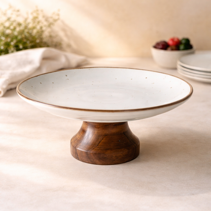 Crema Cake Stand