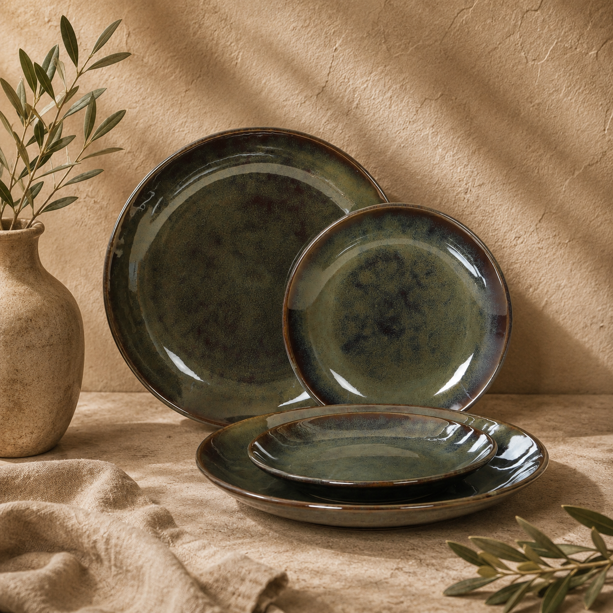 The Verdant Atelier™ Dinner & Quarter Plate Set