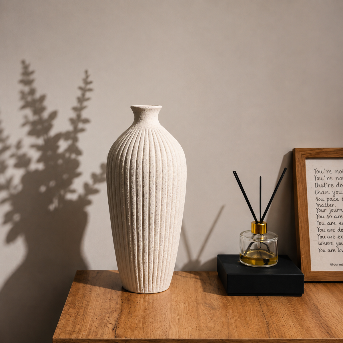 Rustique Ribbed Vase
