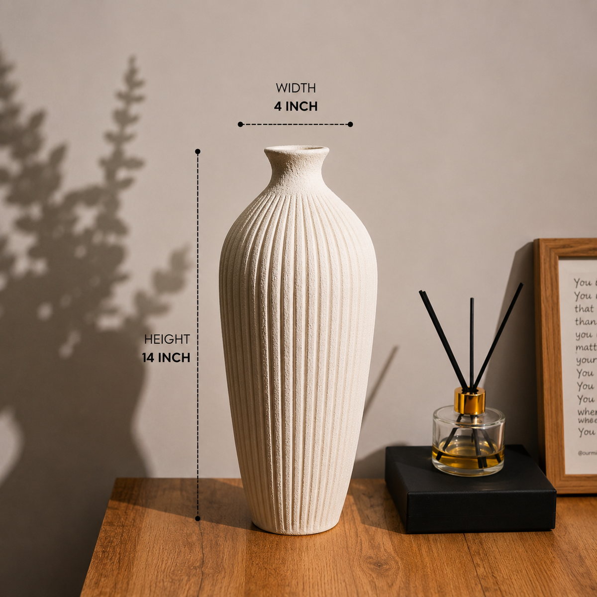 Rustique Ribbed Vase