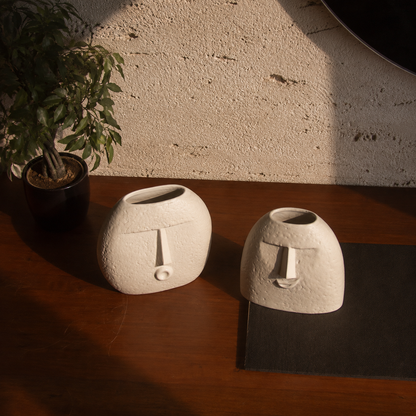 Smirk Vase (Set of 2)