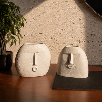 Smirk Vase (Set of 2)