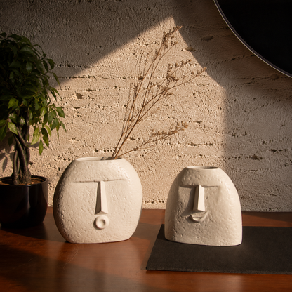 Smirk Vase (Set of 2)