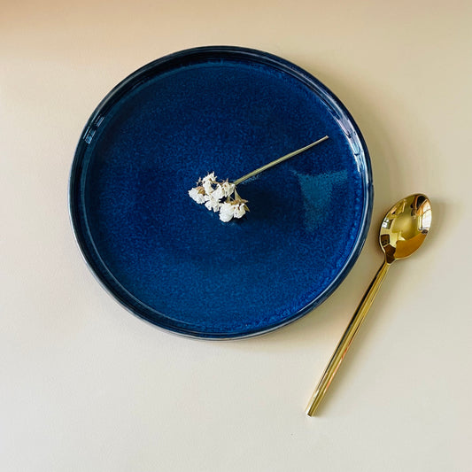 The Profondo Bleu Flat Plate