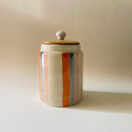 The Rayée Jar