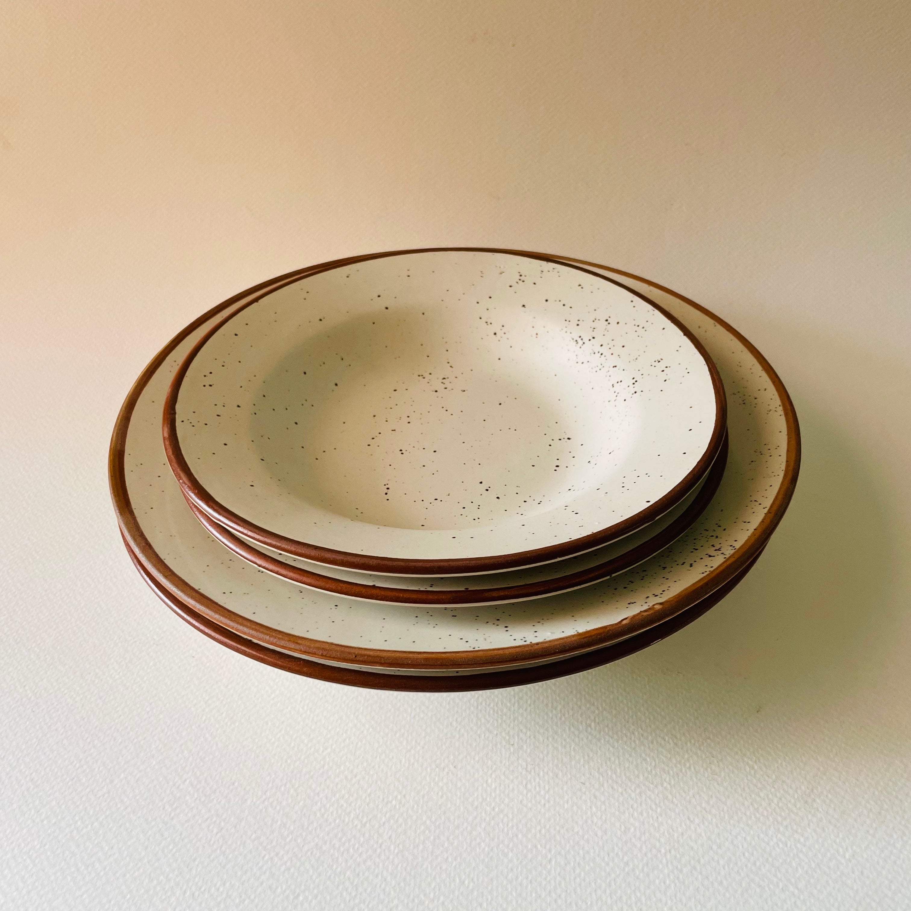 Normal Plate Deep Green Pasta Plate: Best ceramic pasta plates – Ceramic Kitchen