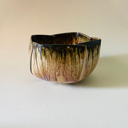 Roseate Squat Designer Bowl