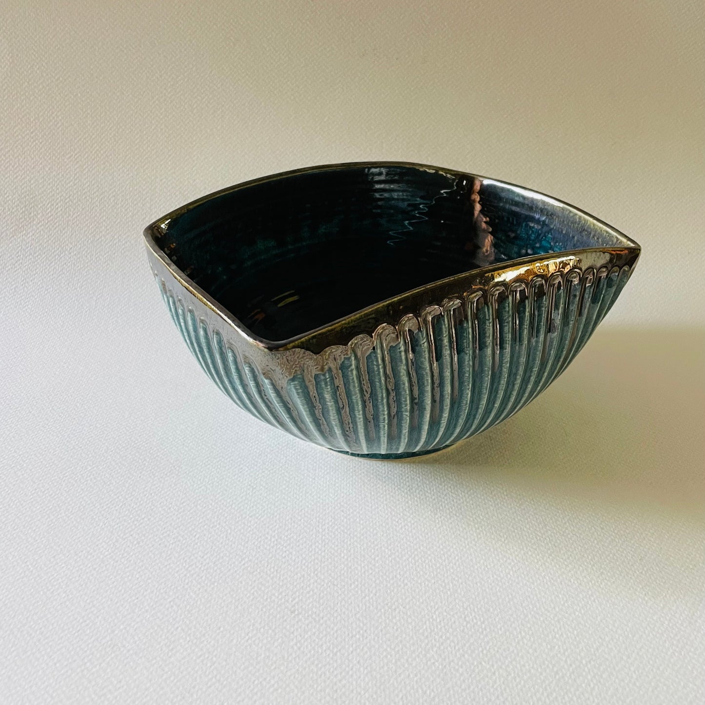 Crecca Designer Bowl