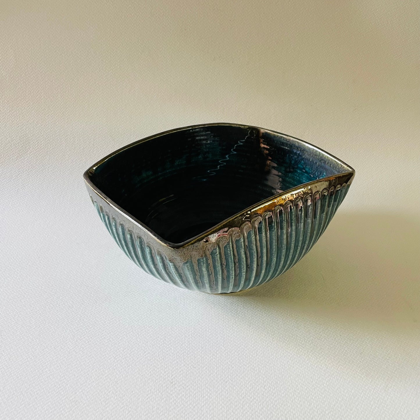 Crecca Designer Bowl