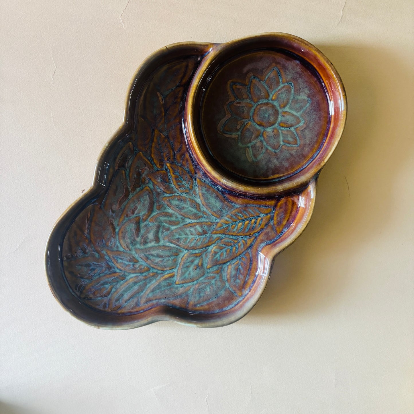 Olive Grove – Dual Section Platter (11 Inch)