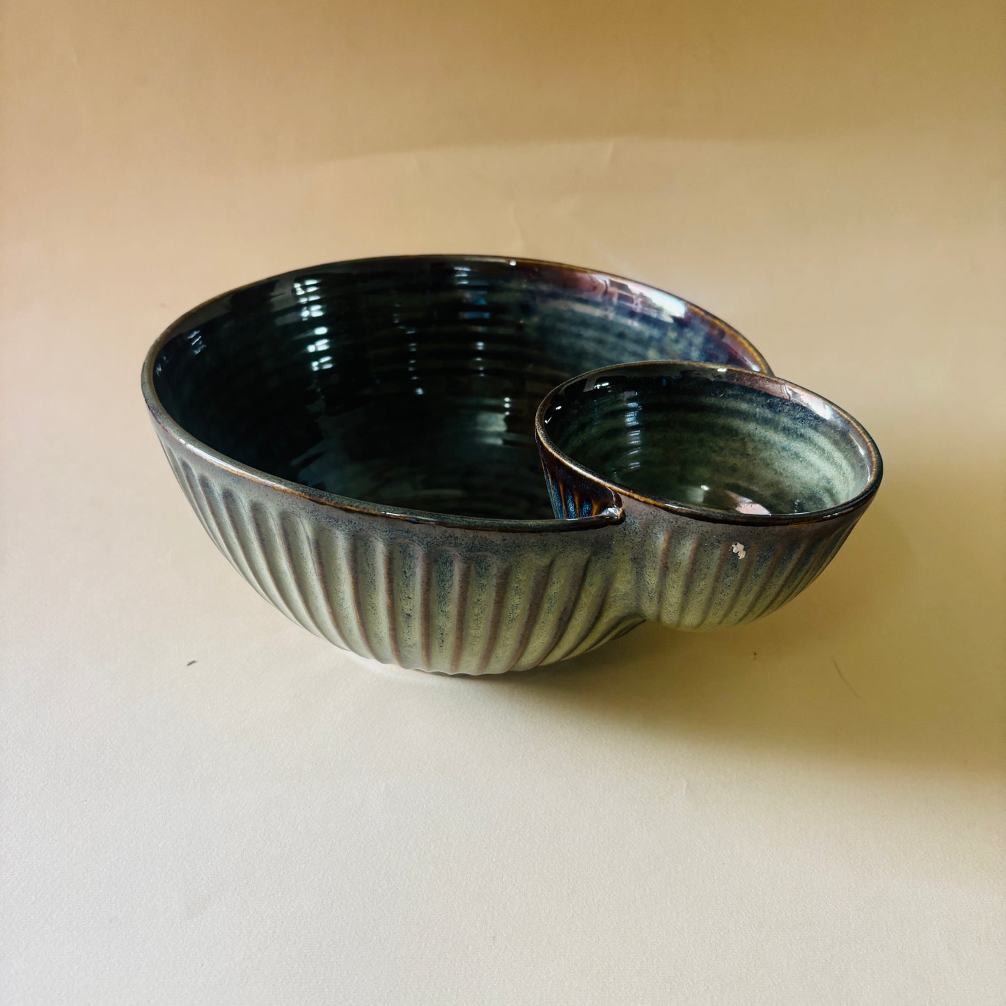 Olive Nest – Artisanal Dual Serving Bowl
