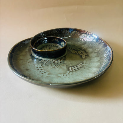 Sage Olive Bloom – Artisanal Platter with Dip Bowl (10 Inch)