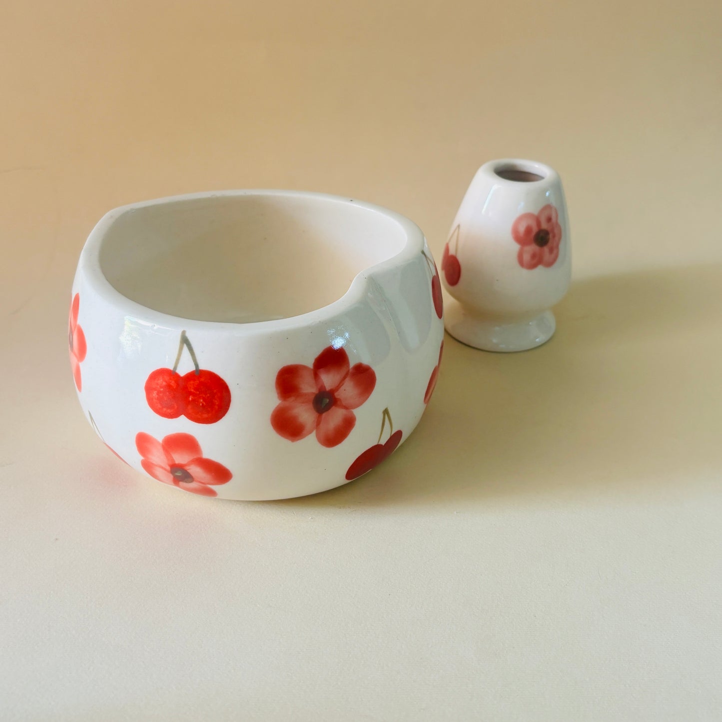 Red Floral Matcha Bowl & Whisk Holder Set