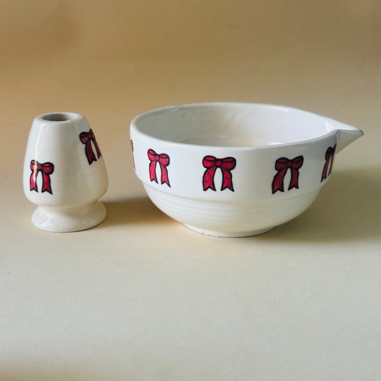 Red Bow Matcha Bowl & Whisk Holder Set