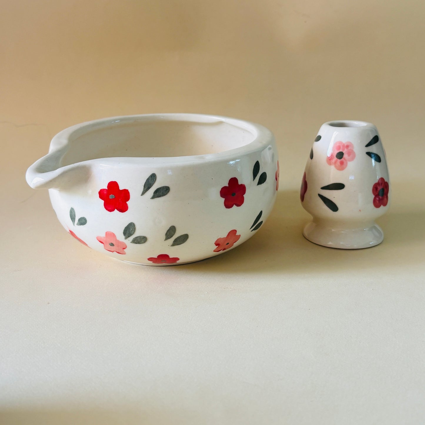 Red & Pink Floral Matcha Bowl & Whisk Holder Set