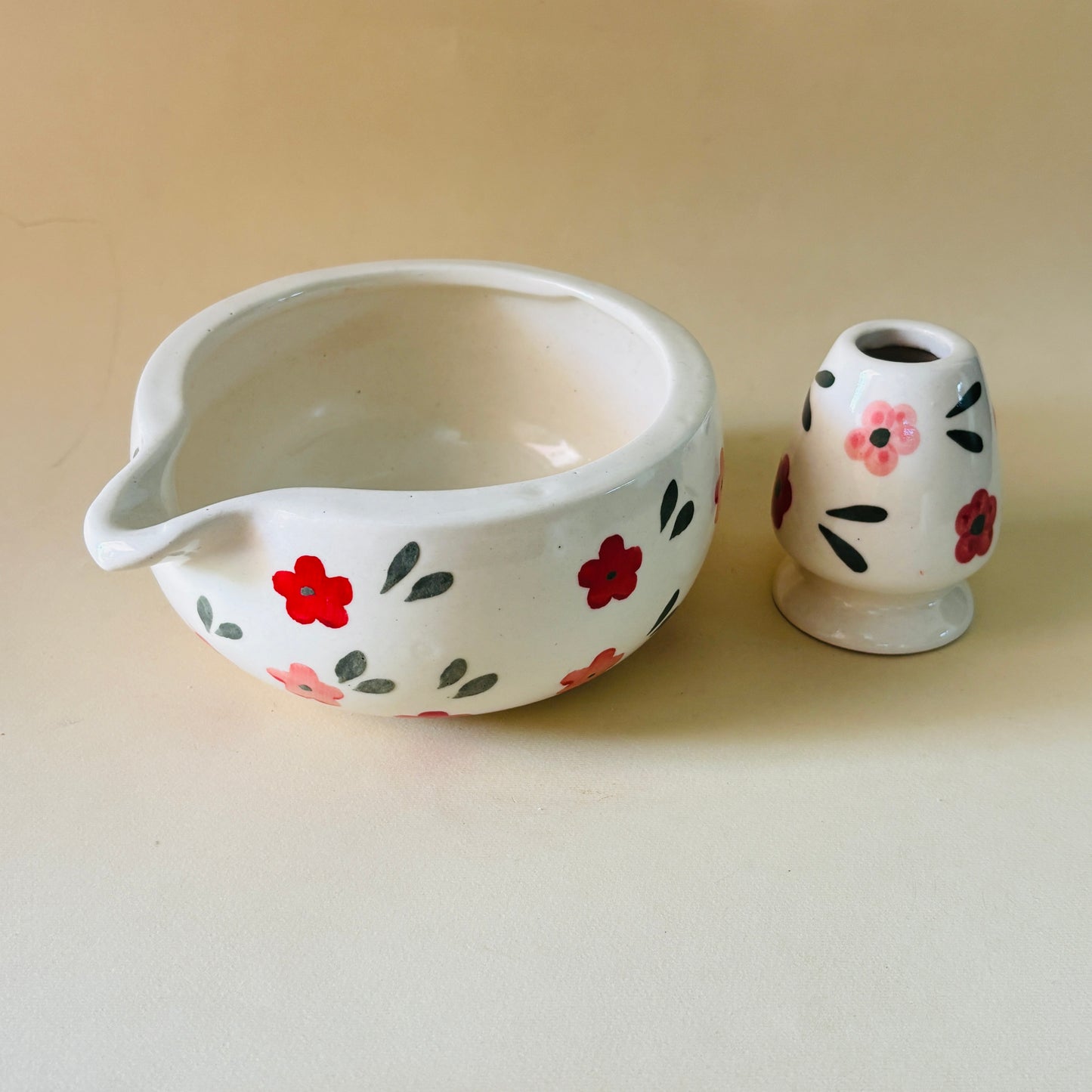 Red & Pink Floral Matcha Bowl & Whisk Holder Set