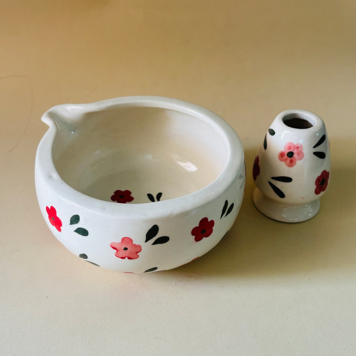 Red & Pink Floral Matcha Bowl & Whisk Holder Set