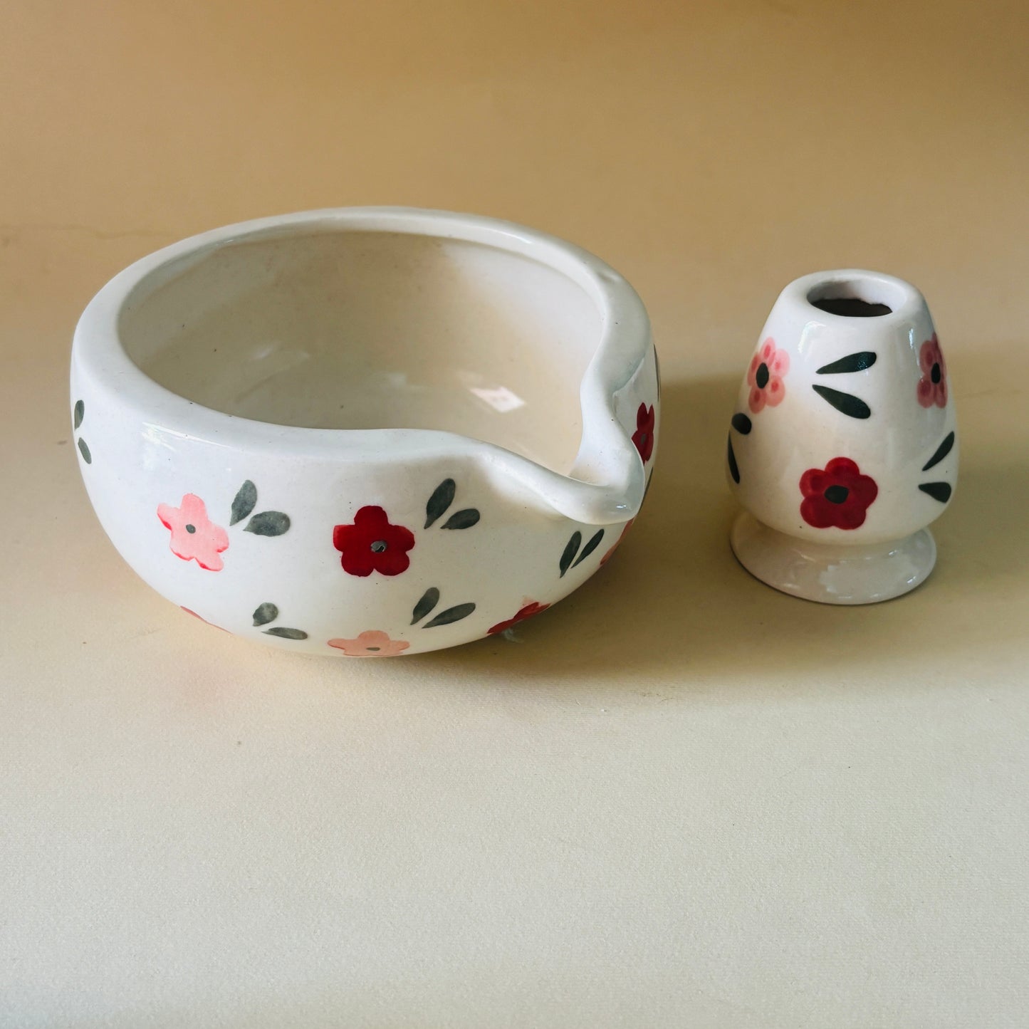 Red & Pink Floral Matcha Bowl & Whisk Holder Set