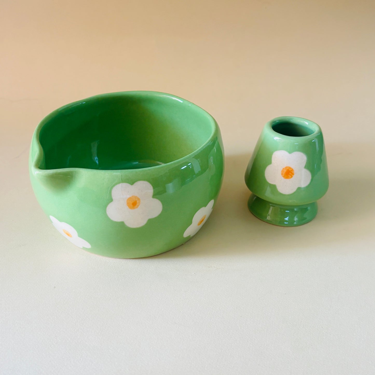 Green Floral Matcha Bowl & Whisk Holder Set