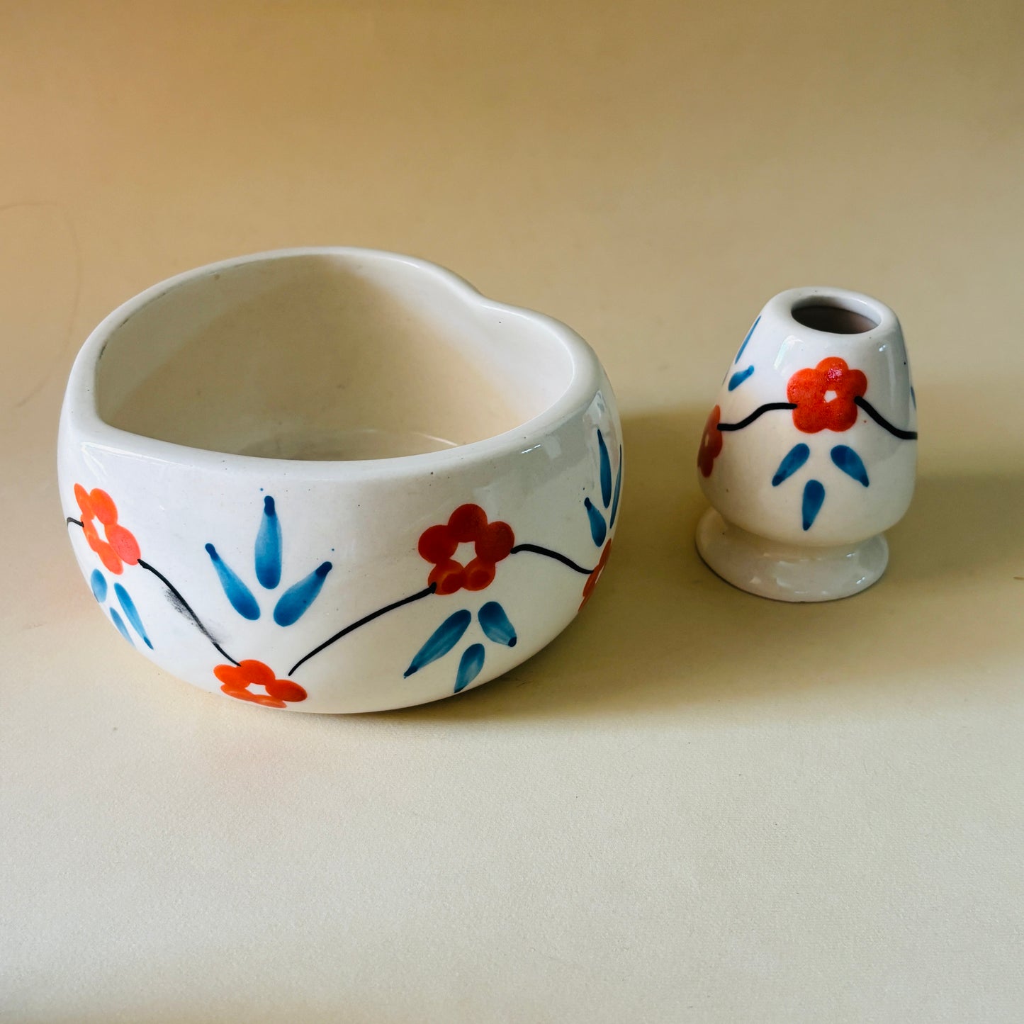Red & Blue Floral Matcha Bowl & Whisk Holder Set