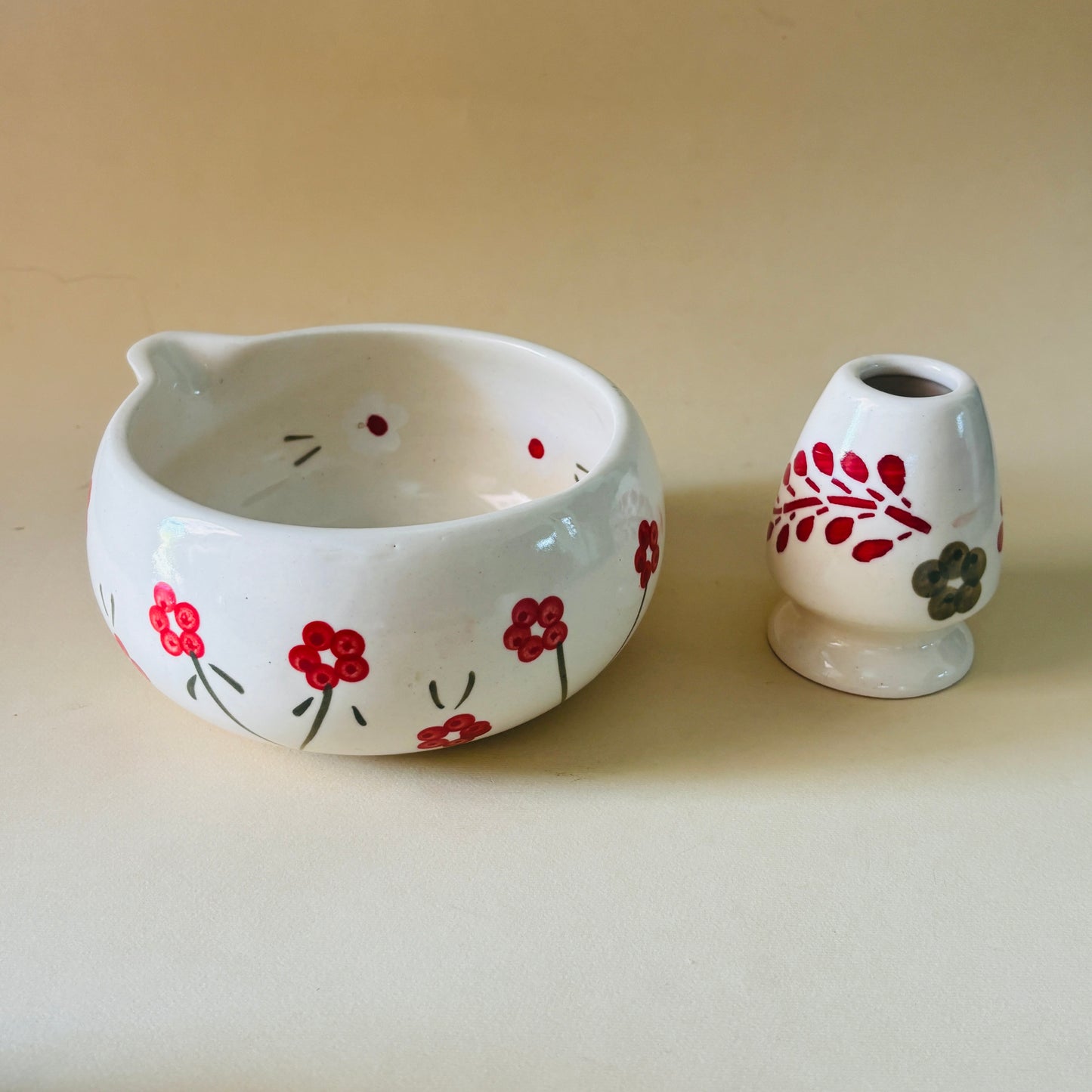 Red Floral & Leaf Matcha Bowl & Whisk Holder Set