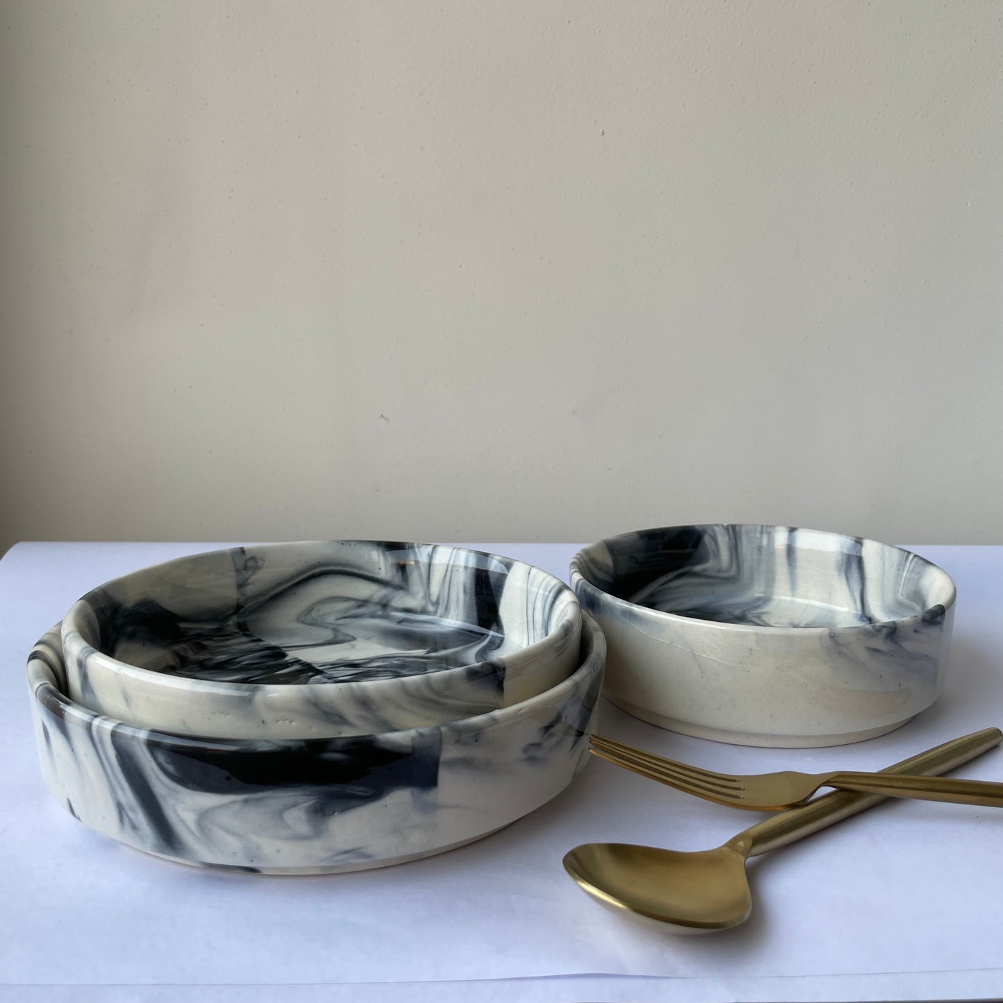 Salt & Pepper Flat Bowl Set