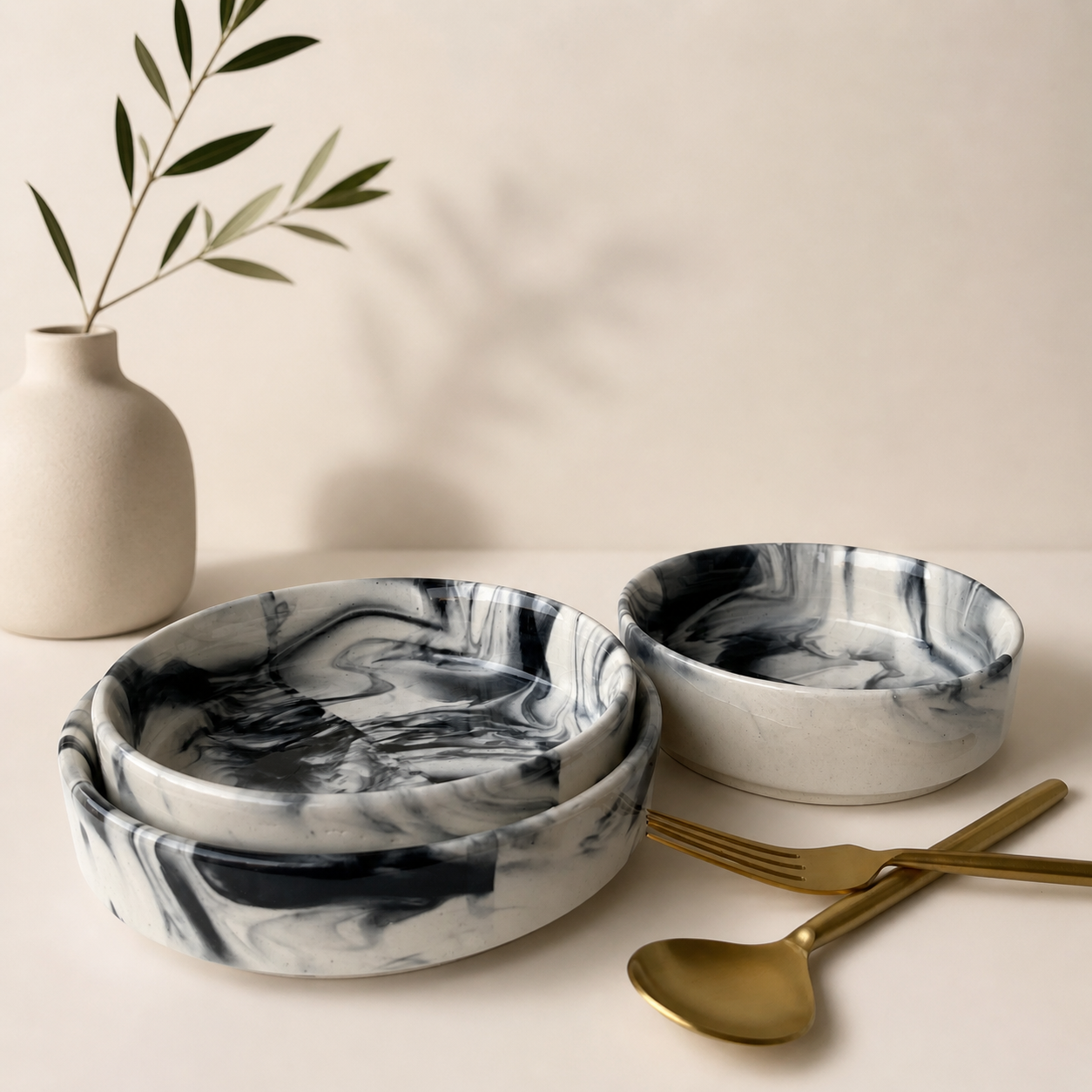 Salt & Pepper Flat Bowl Set