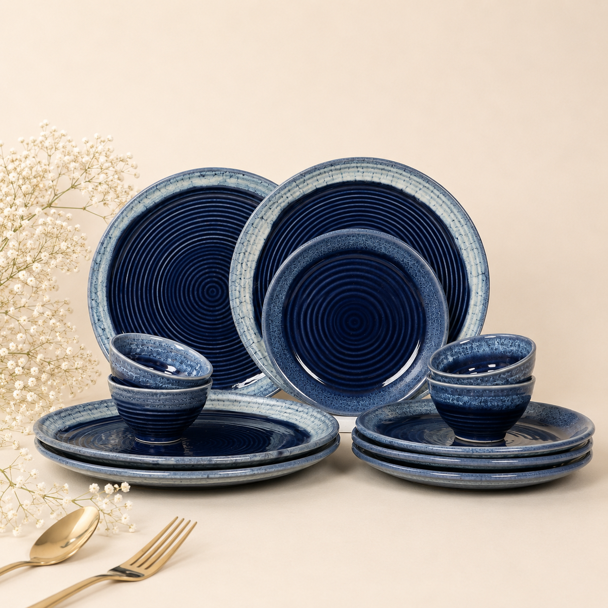 Aureo Dining Set - Dinner Plates, Quarter Plates & Sweet Bowls